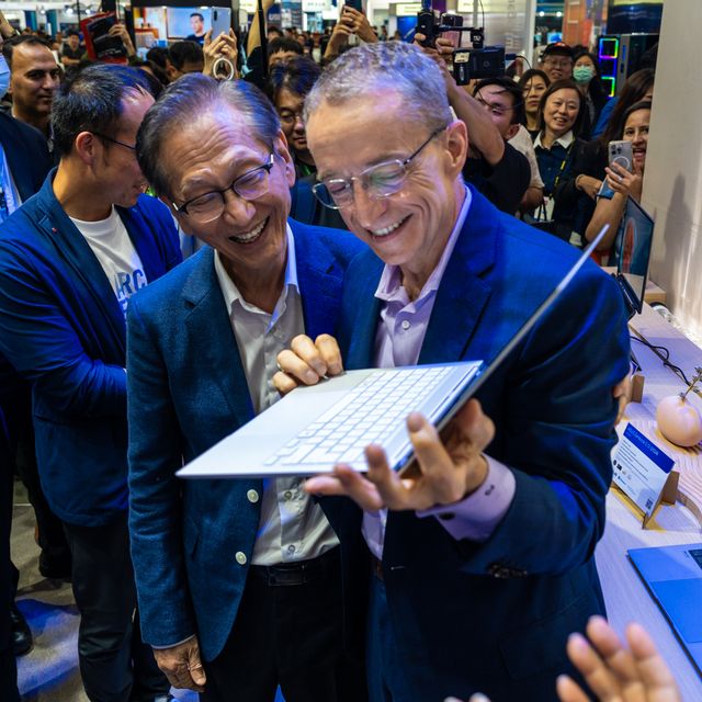 2. Intel Ceo Pat Happily Displays the Asus Zenbook S14 Equipped With Intel’s Lunar Lake Processor.