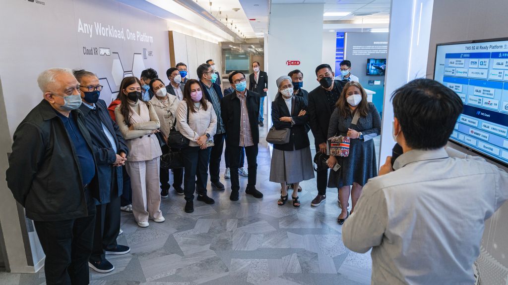 Private Hospitals Association of the Philippines, Inc. (PHAPi) Delegation Visits ASUS