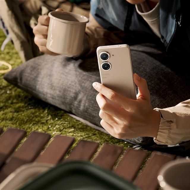 Zenfone 9 Moonlight White