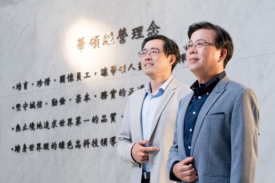 ASUS Co-CEO S.Y. Hsu & Samson Hu_5