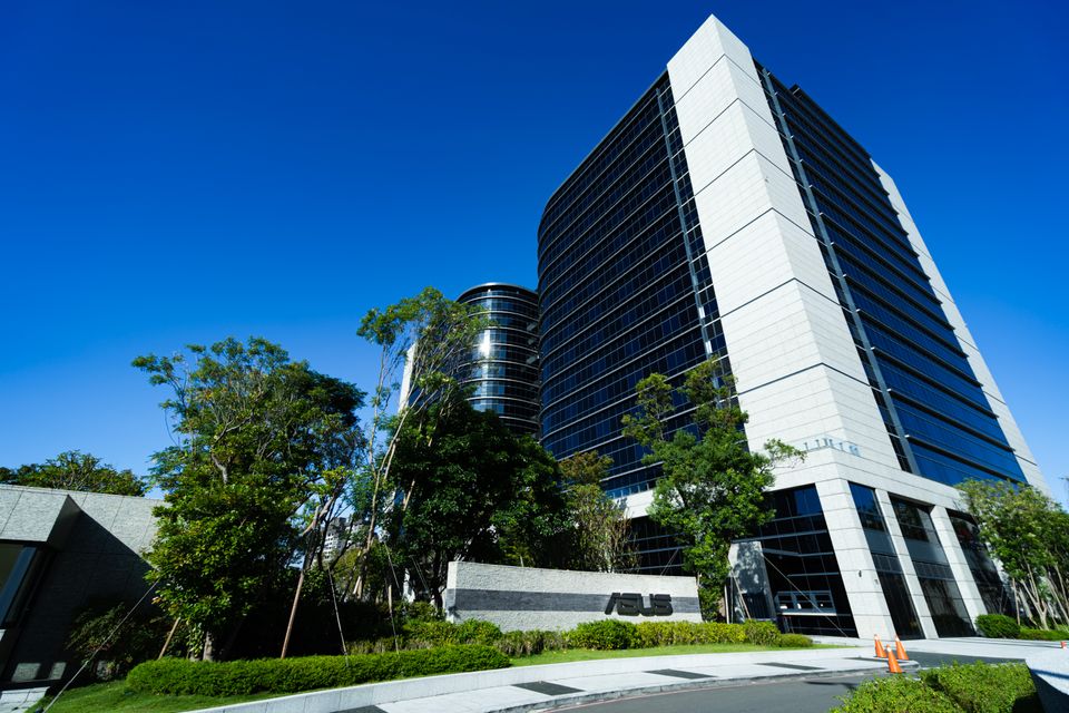 ASUS office